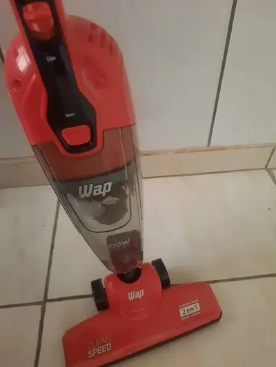 foto de Aspirador De Pó Vertical 2 Em 1 WAP Clean Speed 1000W