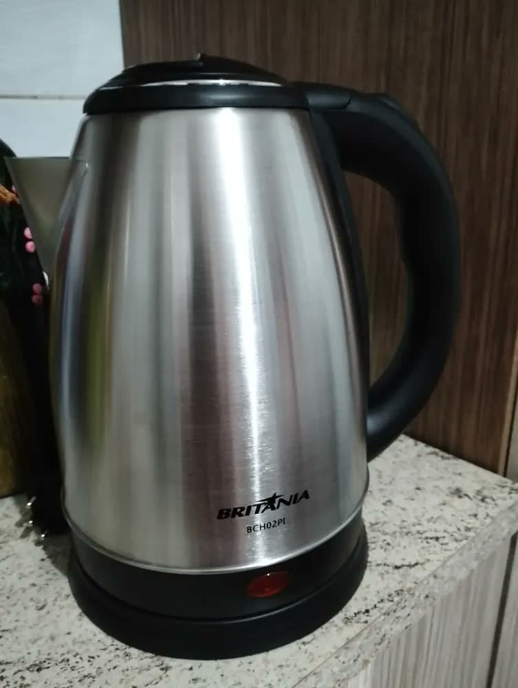 foto de Chaleira Elétrica Bch02pi 1,8l Aço inoxidável Britânia