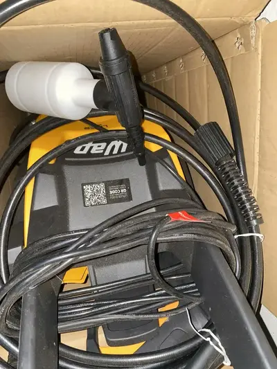 foto de Lavadora de Alta Pressão WAP Líder 2200 1750W com 1800psi de pressão máxima