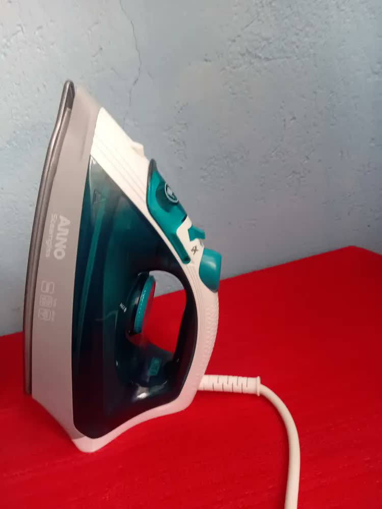 foto de Ferro A Vapor Elétrico Arno Steamgliss Fsgp Cor Branco/Verde