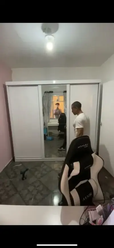 foto de Guarda Roupa Casal Sevilha 3 Portas Corre 6 Gav C/ Espelho
