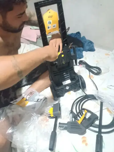 foto de Lavadora de Alta Pressão WAP Ousada Black 2200 1750PSI 1500W