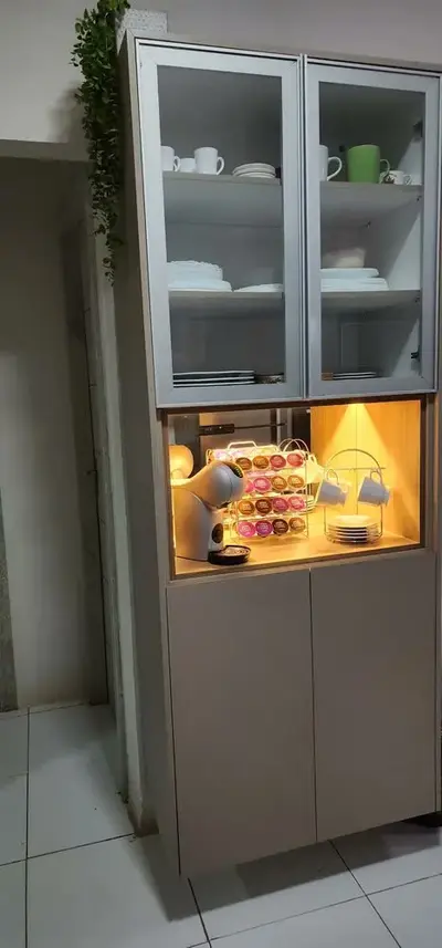 foto de Nescafé Dolce Gusto Arno Genio S Touch Cinza Dgs4 Cor Prata