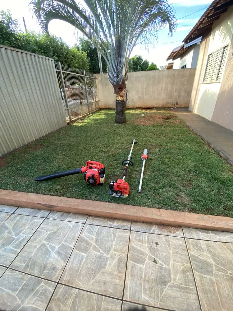 foto de Roçadeira Multifuncional Toyama TBC26MTX 25.4Cc 1HP Gasolina 4 Em 1