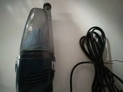 foto de Aspirador pó vertical Electrolux 1450W STK14 cabo 5m portátil de mão 2 em 1 potente capacidade 1,6L filtro HEPA Azul Denim