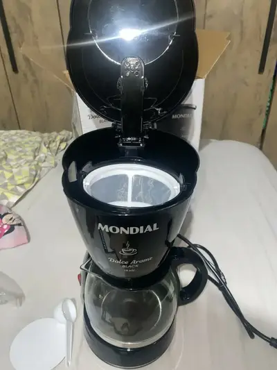 foto de Cafeteira Elétrica Dolce Arome Mondial 550W - C-30-18X-FB