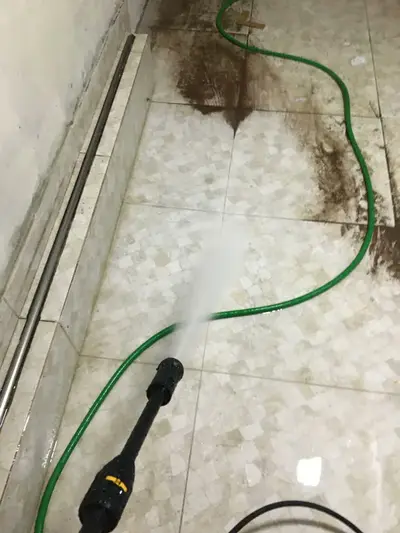 foto de Desobstruidora e Lavadora de Alta Pressão WAP Combate Turbo Ultra 2600 com Motor de Indução