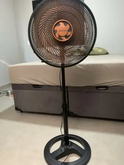 foto de Ventilador Oscilante De Coluna Ventisol 30cm Turbo 6 Pás Preto