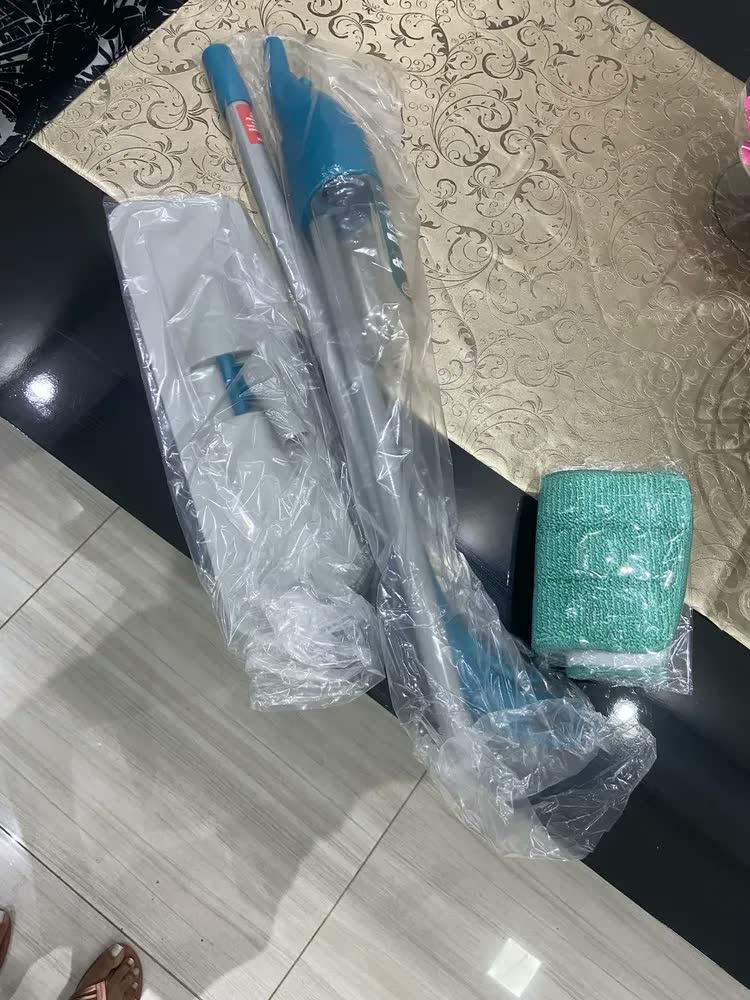 foto de Mop Spray Fit Microfibra Verde Reservatório 365ml Flash Limp