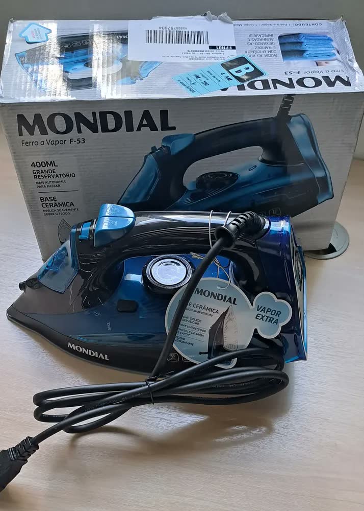 foto de Ferro A Vapor F-53 1200w Preto E Azul Mondial