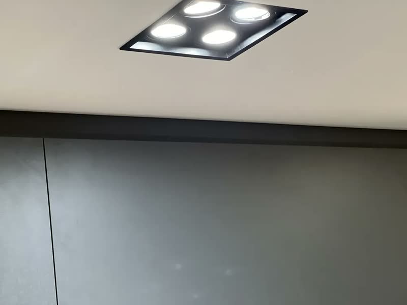 foto de Spot Embutir Par20 Recuado Quadrado Estrutura Branco
