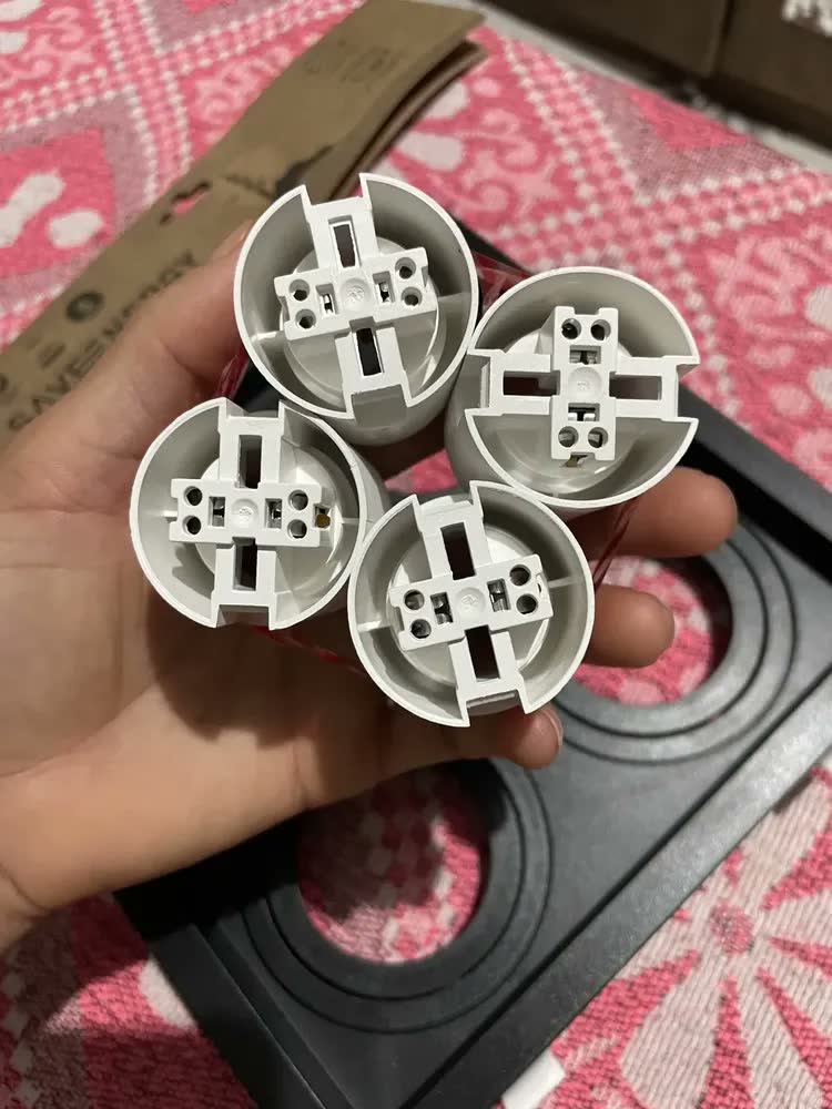 foto de Spot Embutir Par20 Recuado Quadrado Estrutura Branco