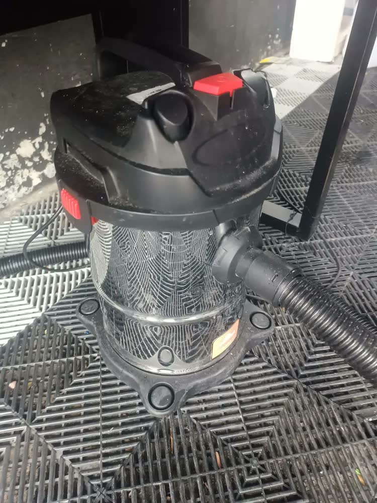 foto de Aspirador De Pó Água Inox 15l 1400w Profissional Worker