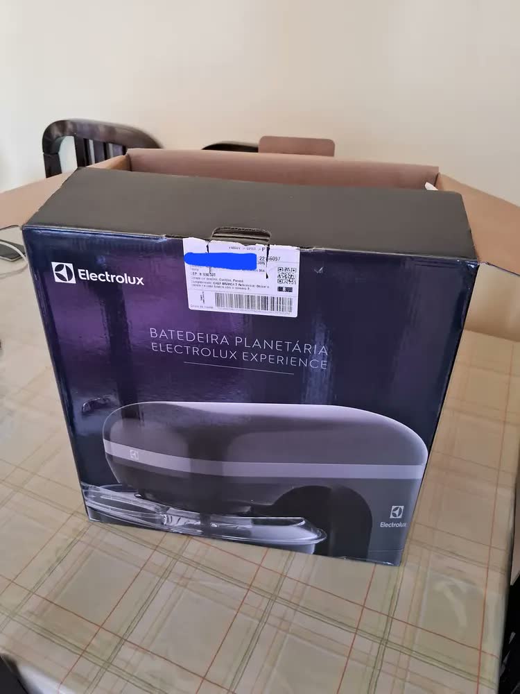foto de Batedeira Planetária EKM30 Preta Experience Com Tigela 5l 750w Electrolux