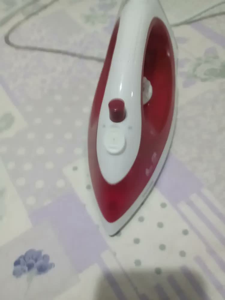 foto de Ferro A Vapor Delicate Pff657 Branco E Vermelho Lenoxx
