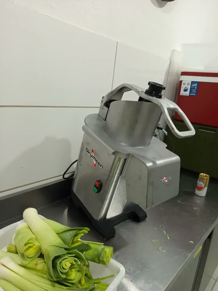 foto de Processador De Alimentos Industrial Pa-7 - Skymsen - Cor Inox