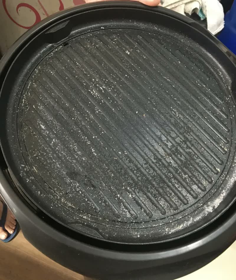 foto de Multi Grill Britânia Bpe02 Revestimento Antiaderente 110v - Preto