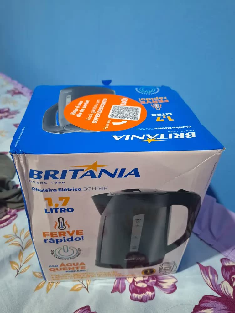 foto de Chaleira Eletrica Bch06v Britânia Vermelho
