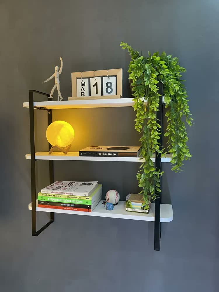 foto de Prateleira Tripla Hone Modelo Industrial 60x15 Preta/branca Cor Preto
