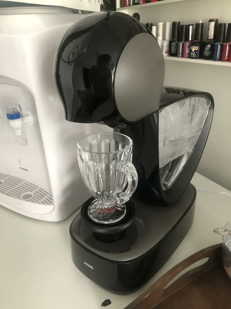 foto de Cafeteira Nestlé Dolce Gusto Infinissima Touch Dgi1 -