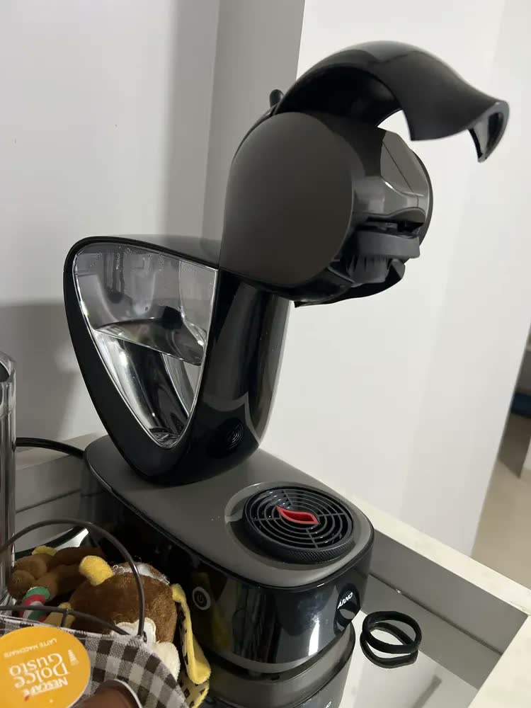 foto de Cafeteira Nestlé Dolce Gusto Infinissima Touch Dgi1 -