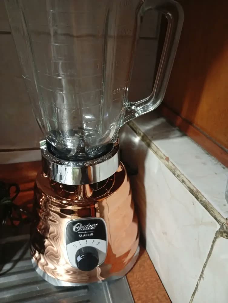 foto de Liquidificador New Osterizer Clássico Cobre Oster