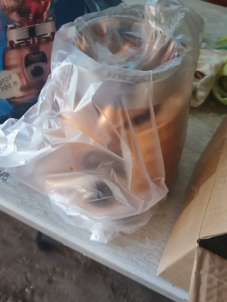 foto de Liquidificador New Osterizer Clássico Cobre Oster