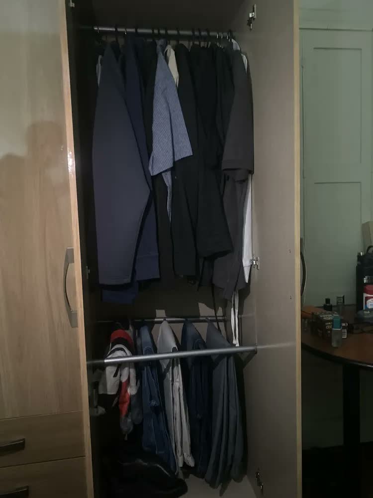 foto de Guarda Roupa Casal Americano 6 Portas Cinza Henn