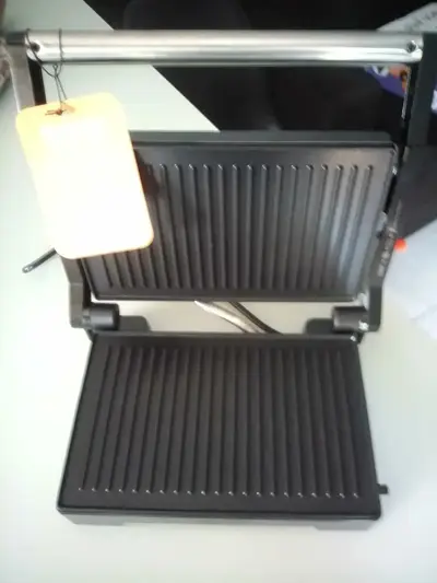 foto de Grill Multiuso Contrast 1000w Grl616 Cadence Cor Preto