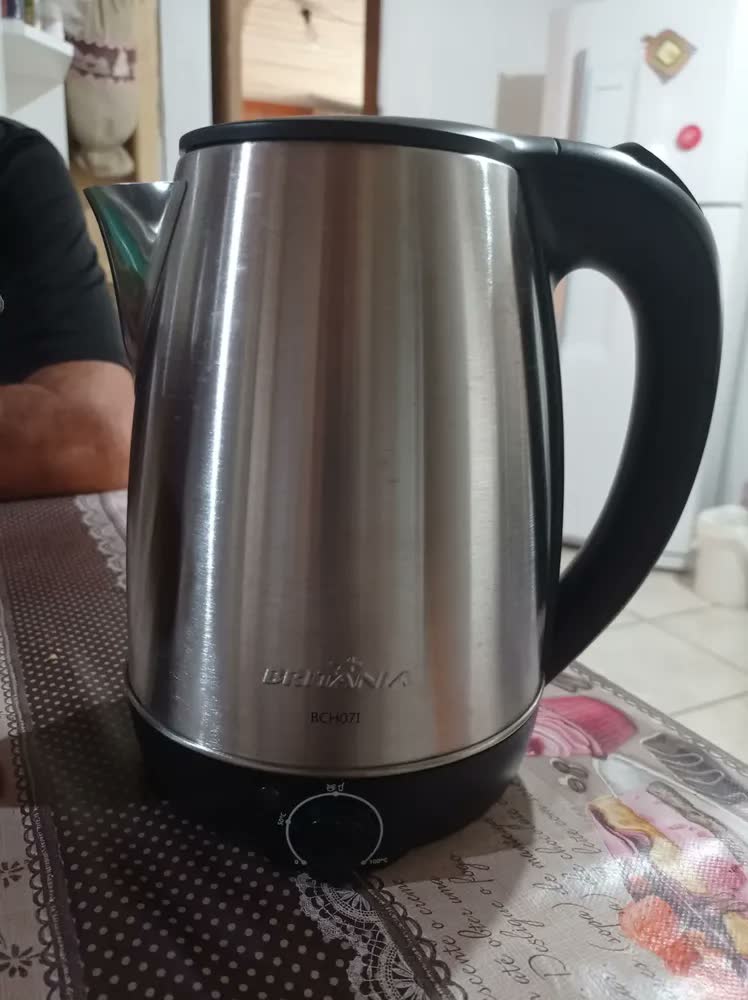 foto de Chaleira Elétrica Bch07i 1,8l Temp Control Inox Britânia Prateado