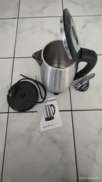 foto de Chaleira Elétrica Bch07i 1,8l Temp Control Inox Britânia Prateado