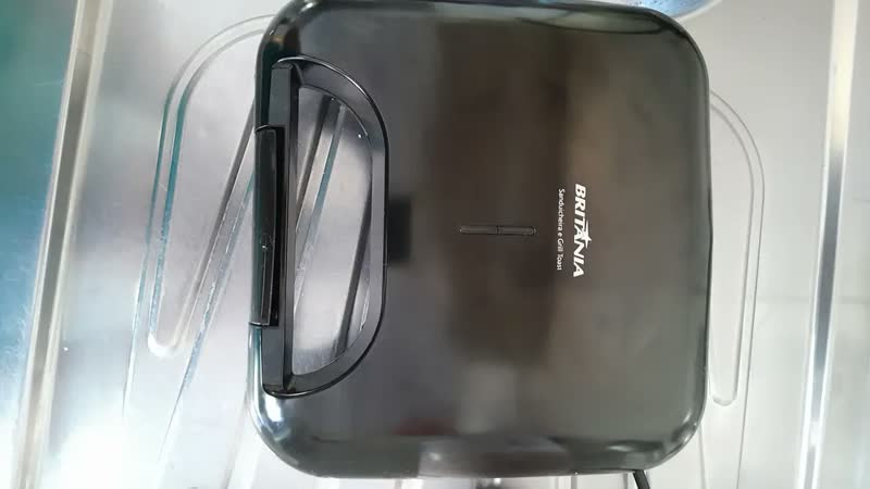 foto de Grill E Sanduicheira Bgr01p Toast Preto 750w Britânia Preto