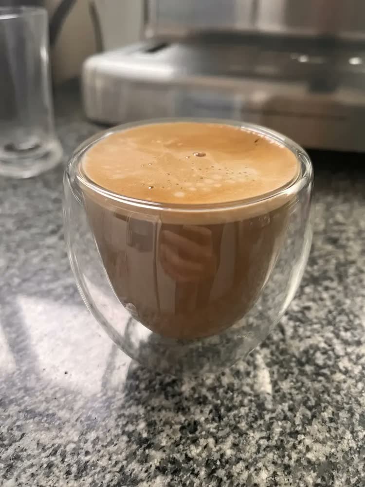 foto de Cafeteira Espresso Oster Perfect Brew 15 barras C/molino Color Plateado
