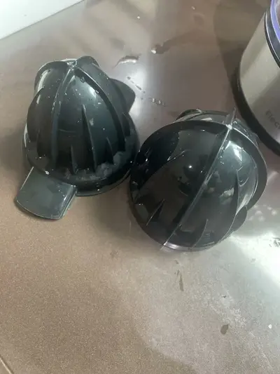 foto de Espremedor De Laranjas E Frutas Efficient Ecp10 Electrolux Cor Preto Frequência 60Hz