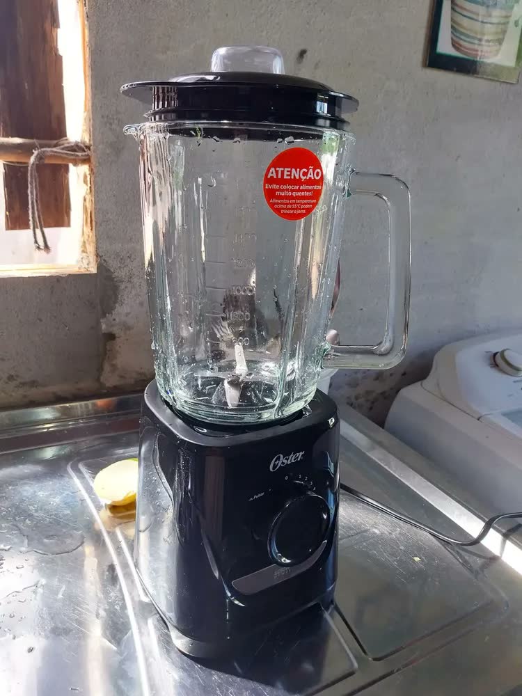 foto de Liquidificador Power Oster Oliq520 Preto 2,2l 1250w 220v