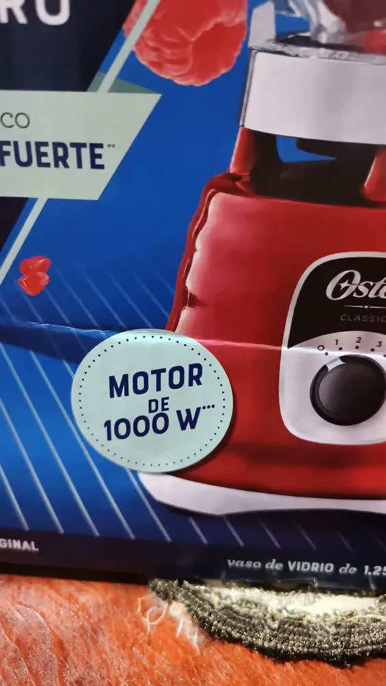 foto de Liquidificador Red Knob de 3 velocidades Oster Classic BLST4126r