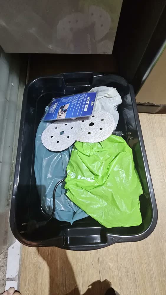 foto de Caixa Organizadora Multiuso Plástica 28 Litros Com Tampa Cor Preto