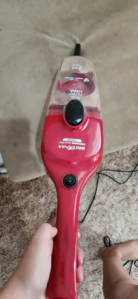 foto de Aspirador De Pó Bas1500v Vertical Ciclone 1400w Britânia Cor Vermelho