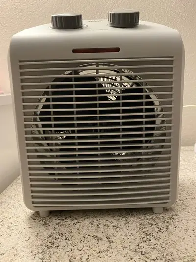 foto de Aquecedor Elétrico Portátil 3 em 1 WAP Air Heat com Ventilador e Triplo Sistema de Segurança