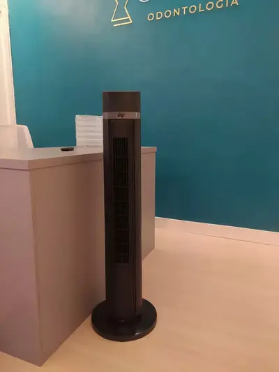 foto de Ventilador Torre AIR SILENCE WAP Silencioso Oscilante com Controle Remoto 4 Velocidades e Desligamento Automático