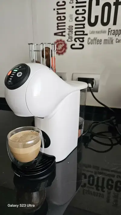 foto de Cafeteira Nestlé Dolce Gusto Genio S Cinza Dgs6