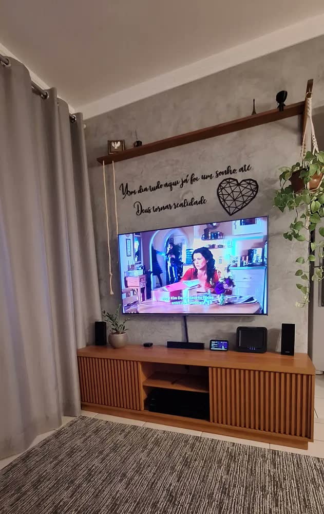 foto de Rack para TV 75 Polegadas Mavaular Ripado 2 Portas Cor Naturalle