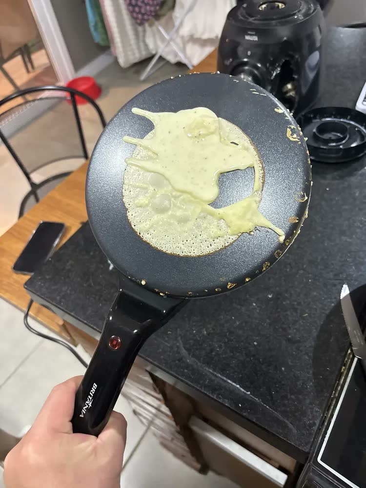 foto de Crepioca 3 Em 1 Antiaderente 800w Vermelha E Preta Britânia