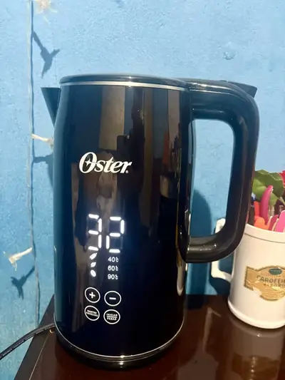foto de Chaleira Digital Oster 1,7l Com Controle De Temperatura Voltagem