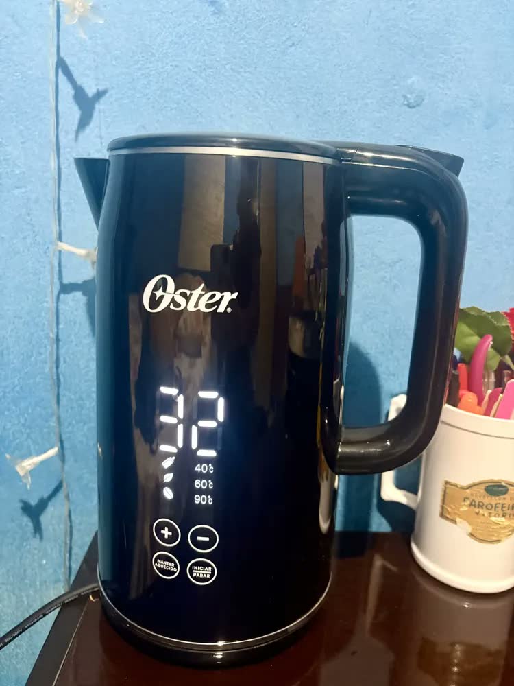 foto de Chaleira Digital Oster 1,7l Com Controle De Temperatura Voltagem