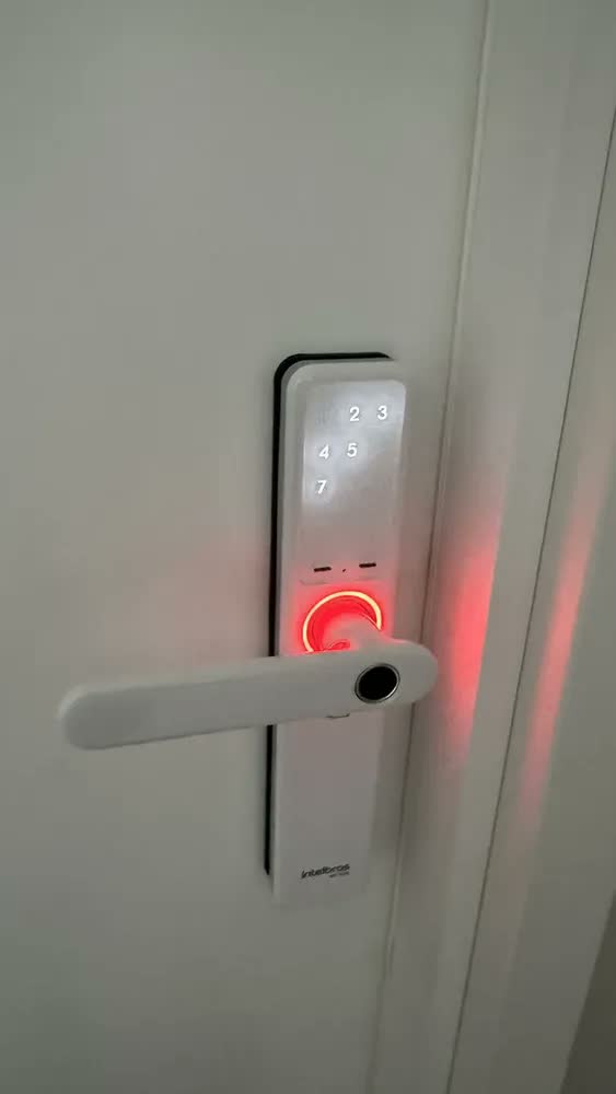 foto de Fechadura Inteligente de Embutir com Biometria IFR 7000 Branca Intelbras