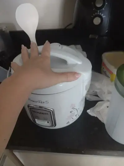 foto de Panela De Arroz Bianca Rice 5 Mondial 400W NPE-05-5X