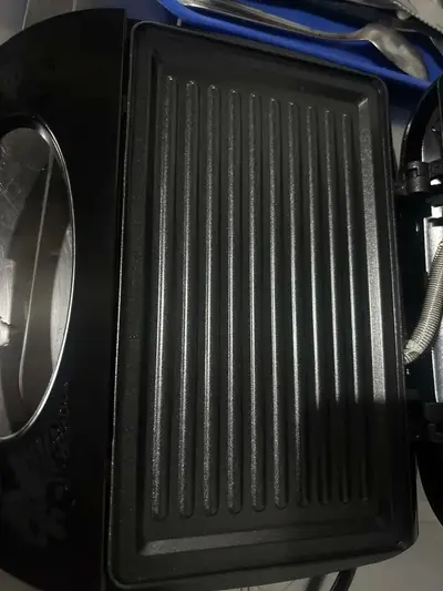 foto de Sanduicheira Elétrica Mallory Classic Grill– 2 em 1