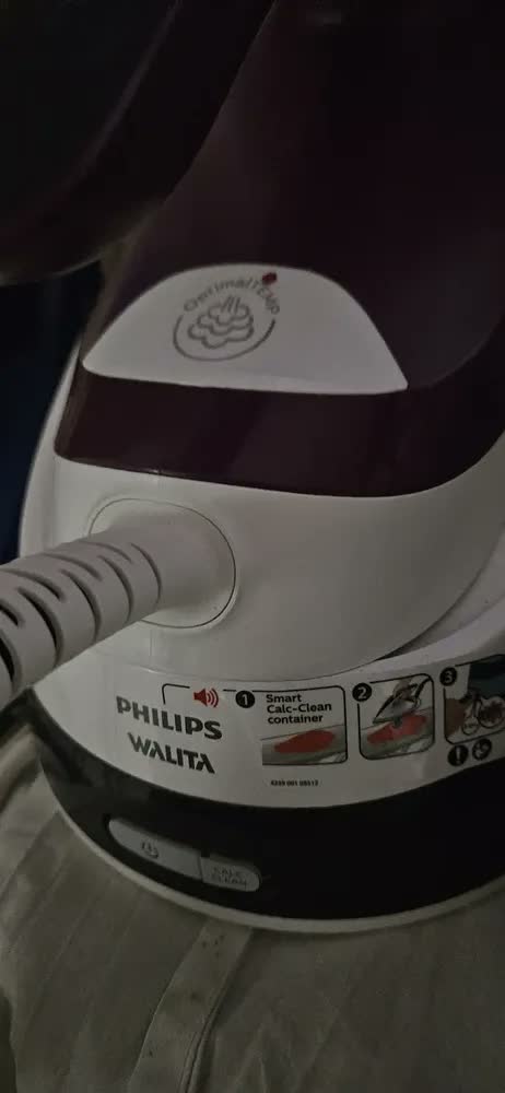 foto de Ferro A Vapor Philips Walita Perfectcare Compact Essential Cor Violeta Voltagem