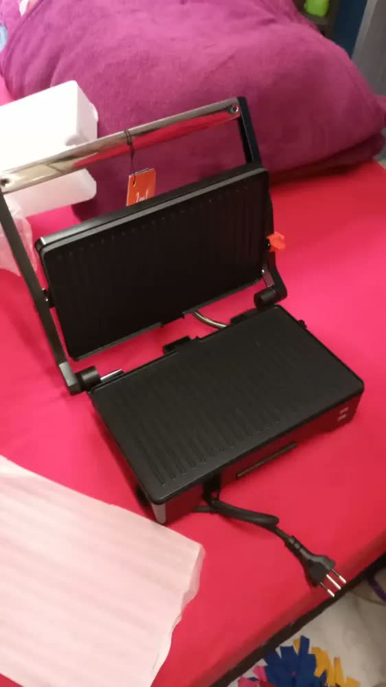 foto de Grill Sanduicheira Cadence GRL621 Eletrica Chapa Misteira Tostex Cor Preto